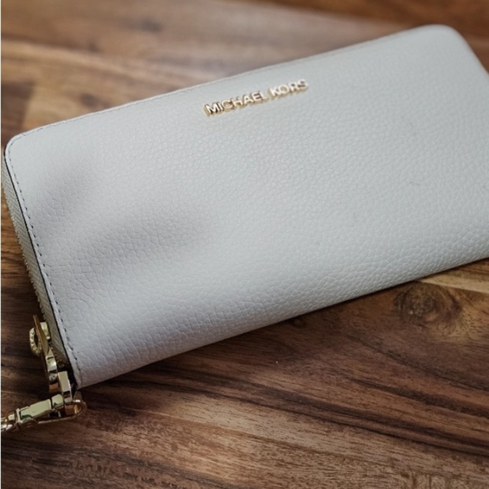 MK Zip Around Wallet